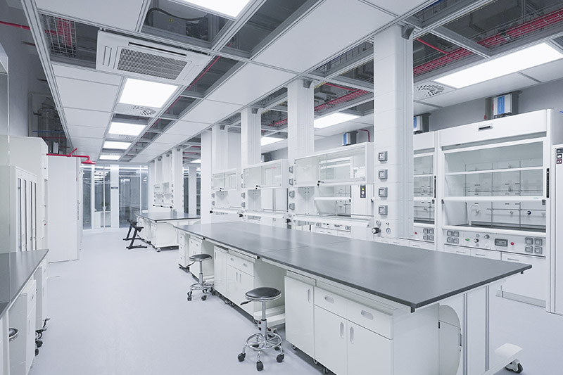 英吉沙实验室革新：安全与科技的现代融合